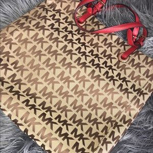 Oversized Michael Kors Bag